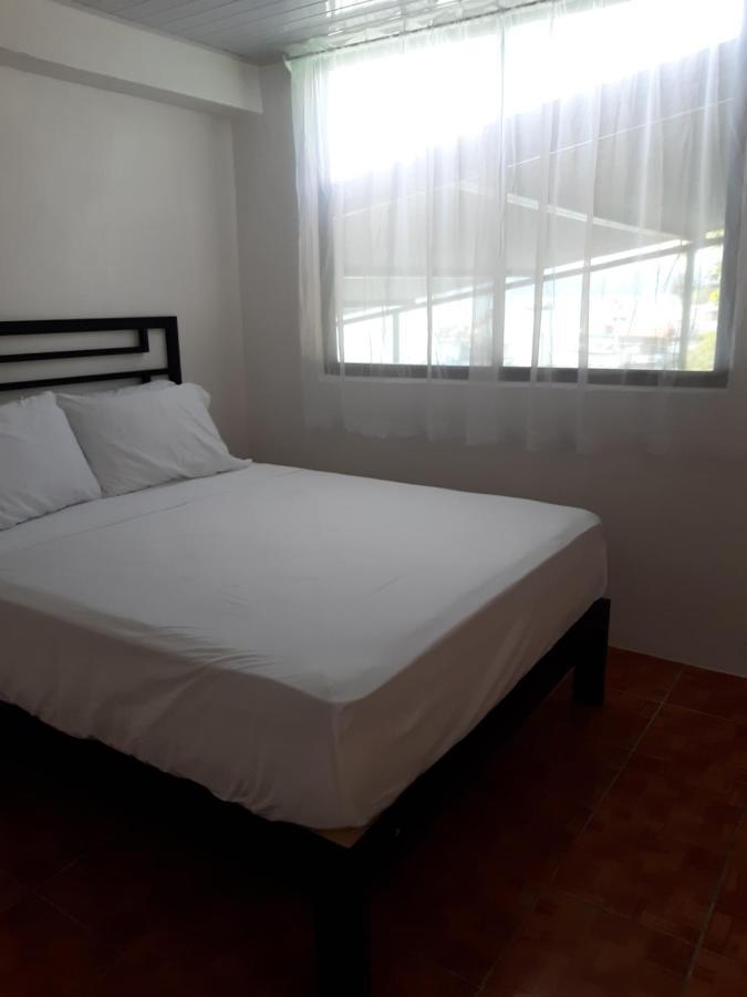 Vista Castillo Hotel Golfito Ngoại thất bức ảnh