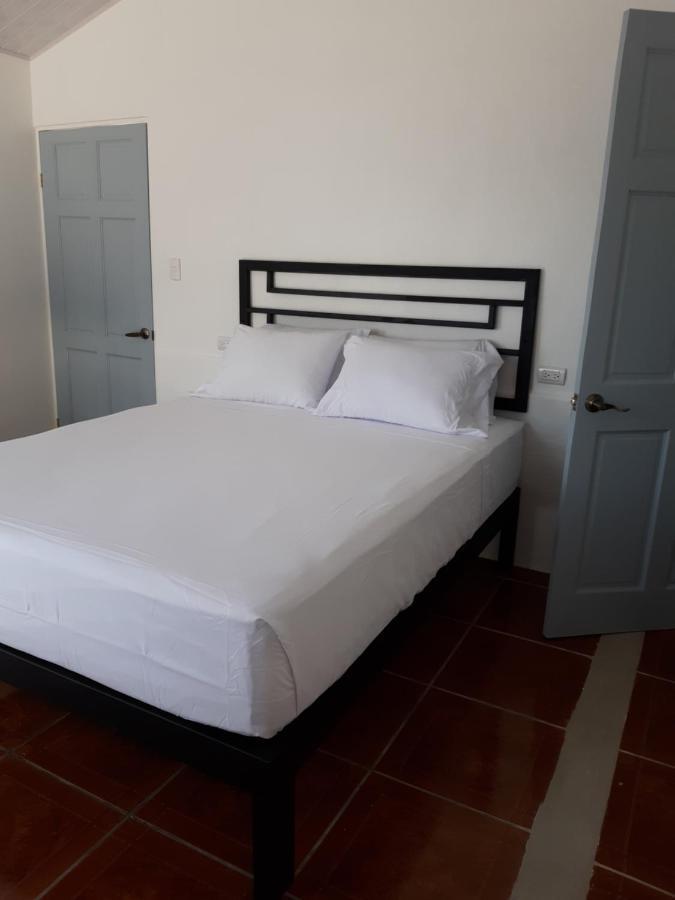 Vista Castillo Hotel Golfito Ngoại thất bức ảnh